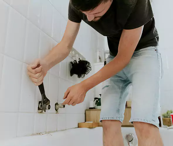 Affordable Bathtub Faucet Replacement in Coral Terrace: Choose Experienced Local Technicians